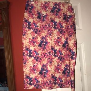 LulaRoe Cassie size L